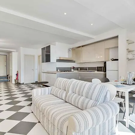 Equilibrium, Terre Marine, Marola * 斯培西亚