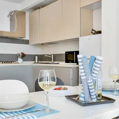 Equilibrium, Terre Marine, Marola Apartment