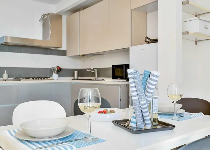 Equilibrium, Terre Marine, Marola Appartement